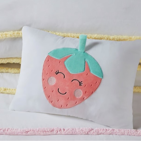 Set of two throw pillows for children’s bed - Picture 3 of 5